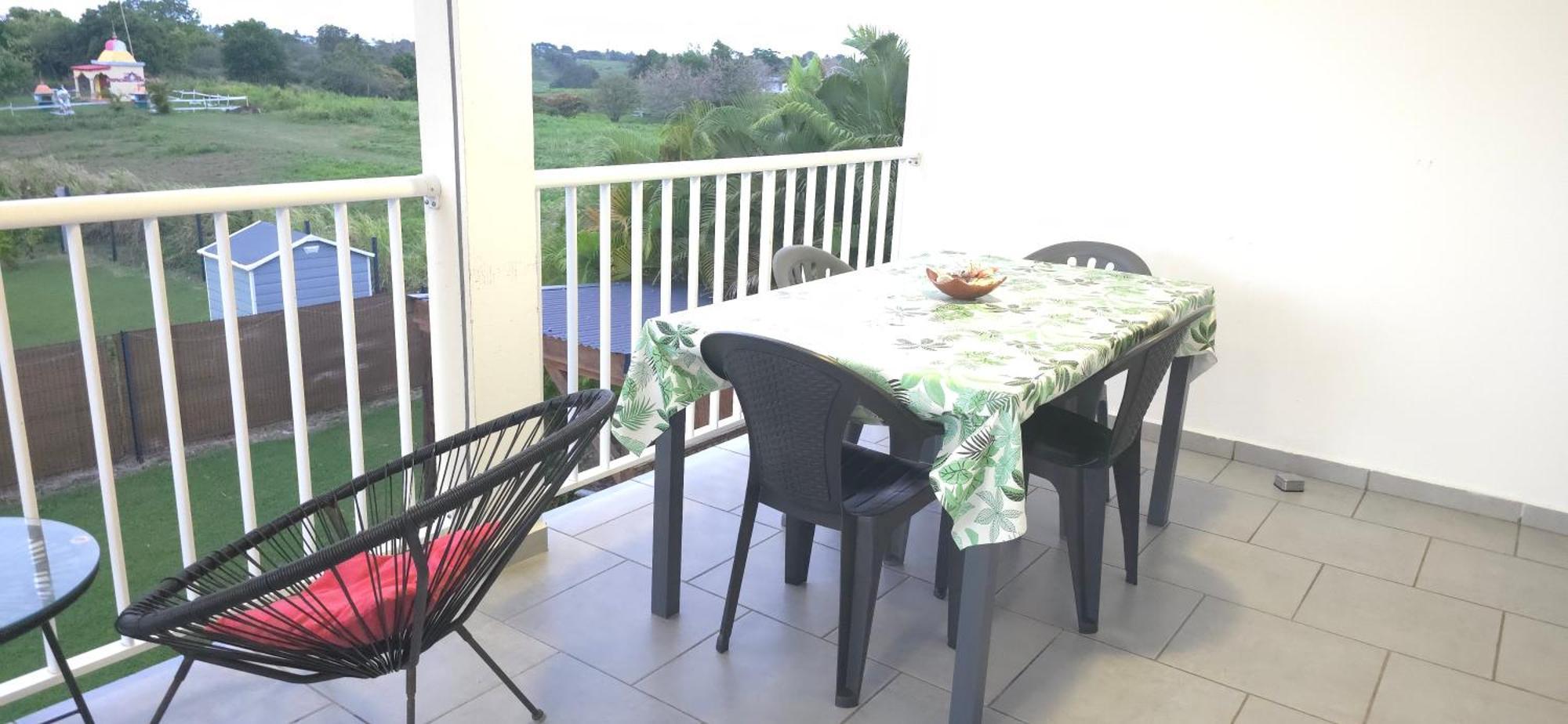 Maison Laurencia - Appartement De L'Etage Sainte-Anne  Luaran gambar